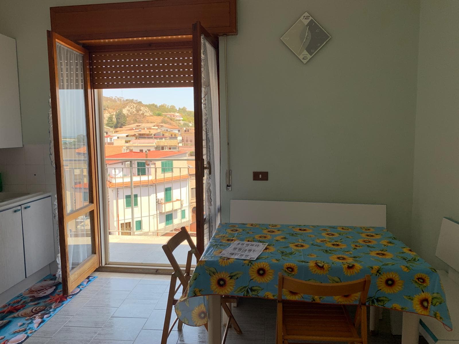 Appartamento spazioso con vista mare e castello - foto 17